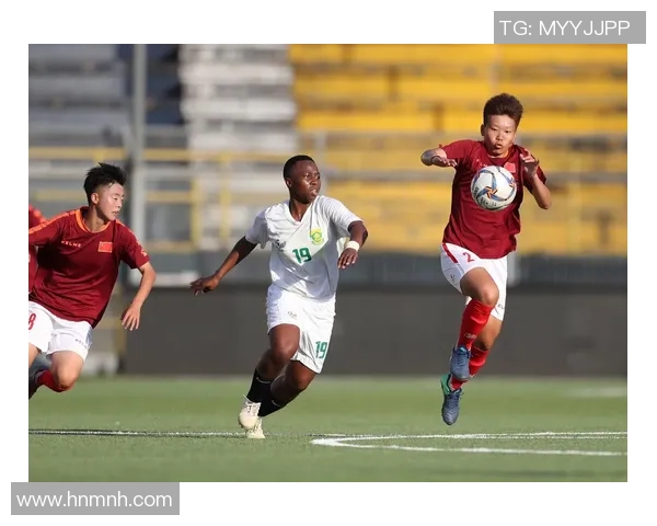 足球赵心怡：从校园小将到职业赛场的传奇成长之路